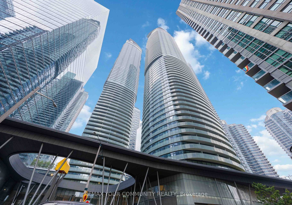 12-york-street-s-toronto-toronto-ontario-c13619904