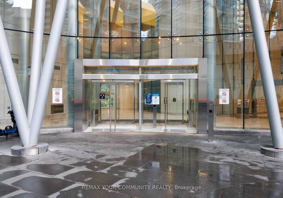 12-york-street-s-toronto-toronto-ontario-c13619904