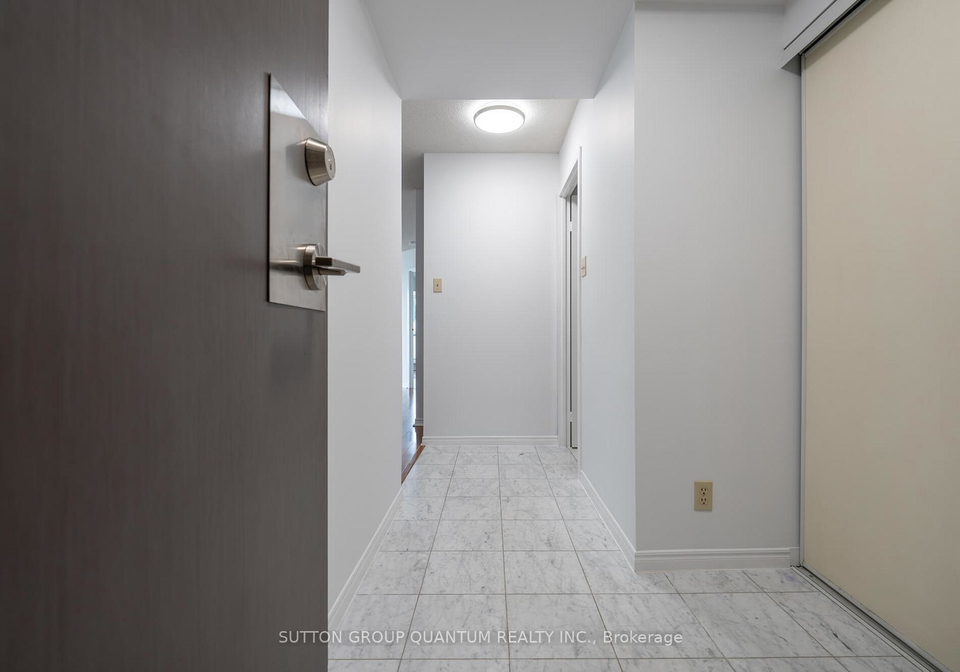 10-yonge-street-toronto-toronto-ontario-c13620282