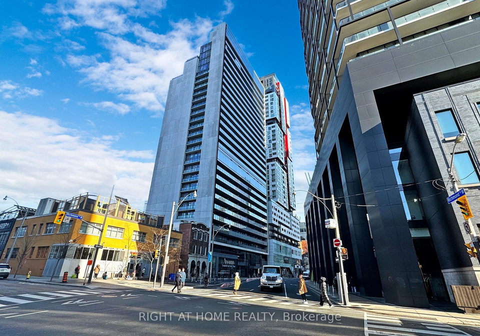 330-richmond-street-w-toronto-toronto-ontario-c13620314
