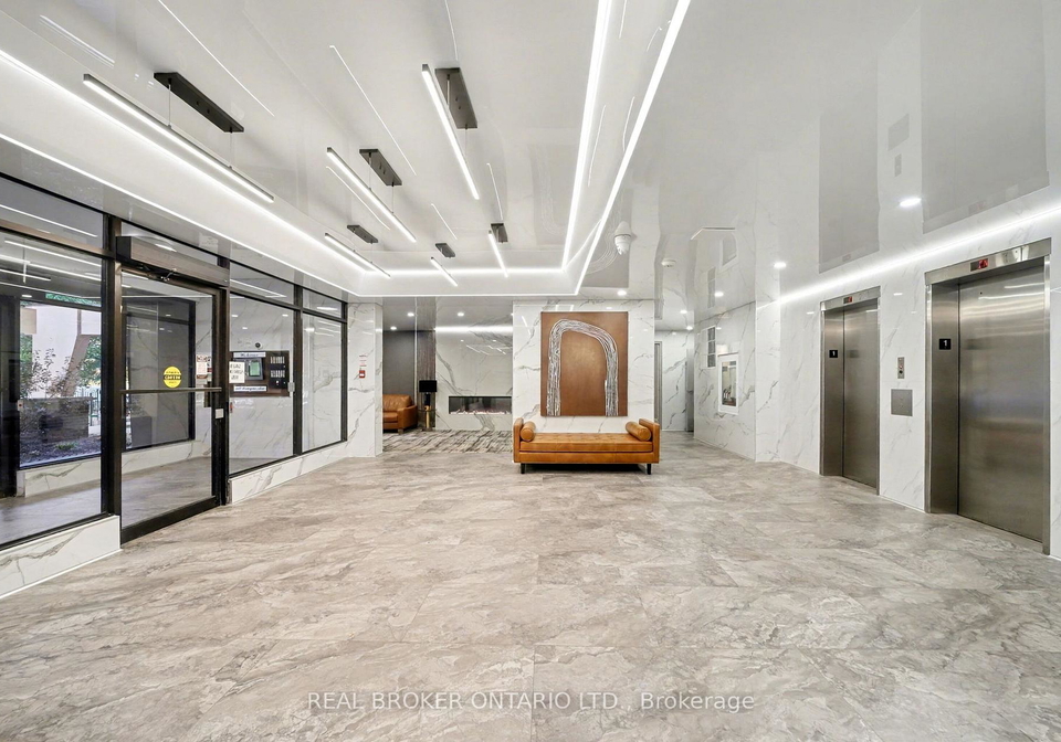 100-canyon-avenue-toronto-toronto-ontario-c13620464
