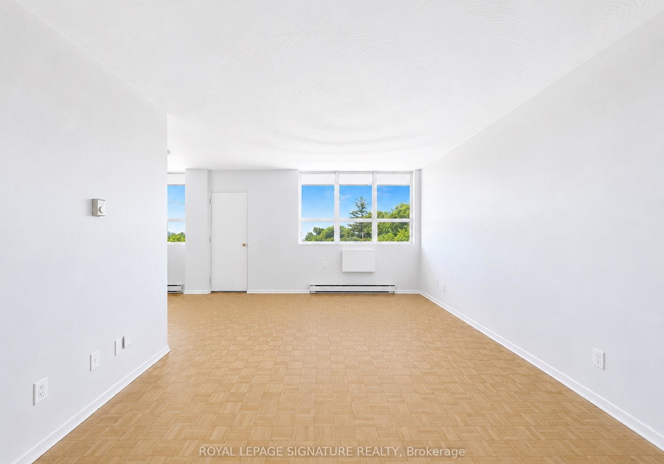 525-eglinton-avenue-e-toronto-toronto-ontario-c13620524