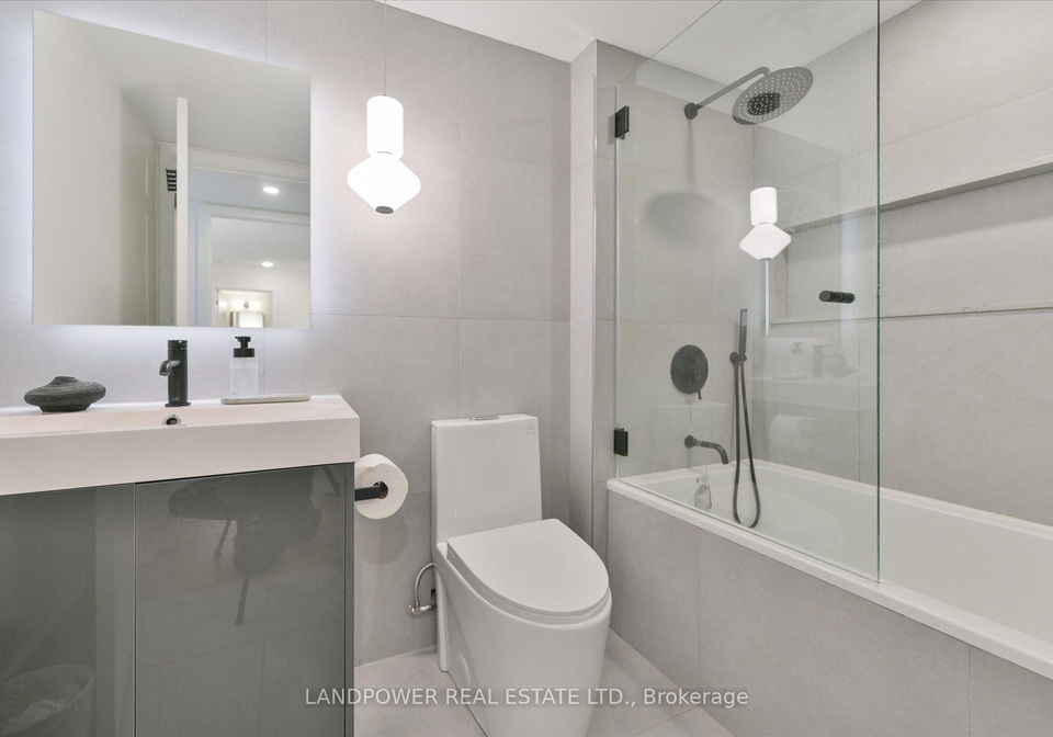 18-kenaston-gardens-toronto-north-york-ontario-c13620736