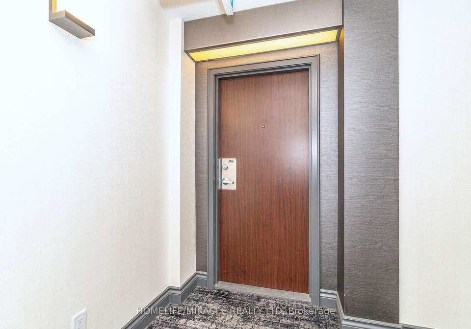 5785-yonge-street-toronto-north-york-ontario-c13620738