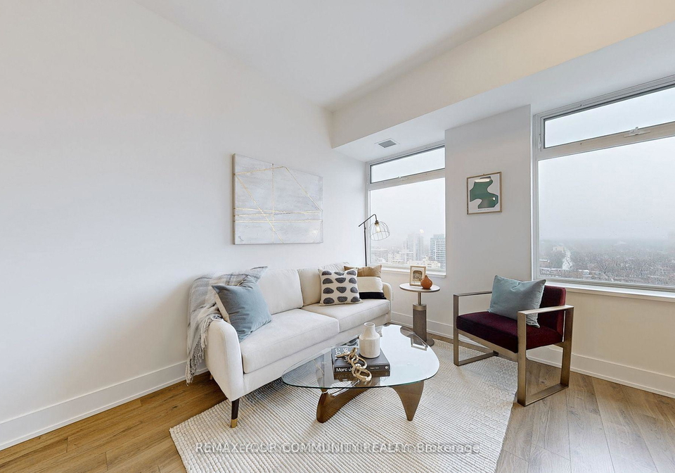 111-st-clair-avenue-w-toronto-toronto-ontario-c13620928