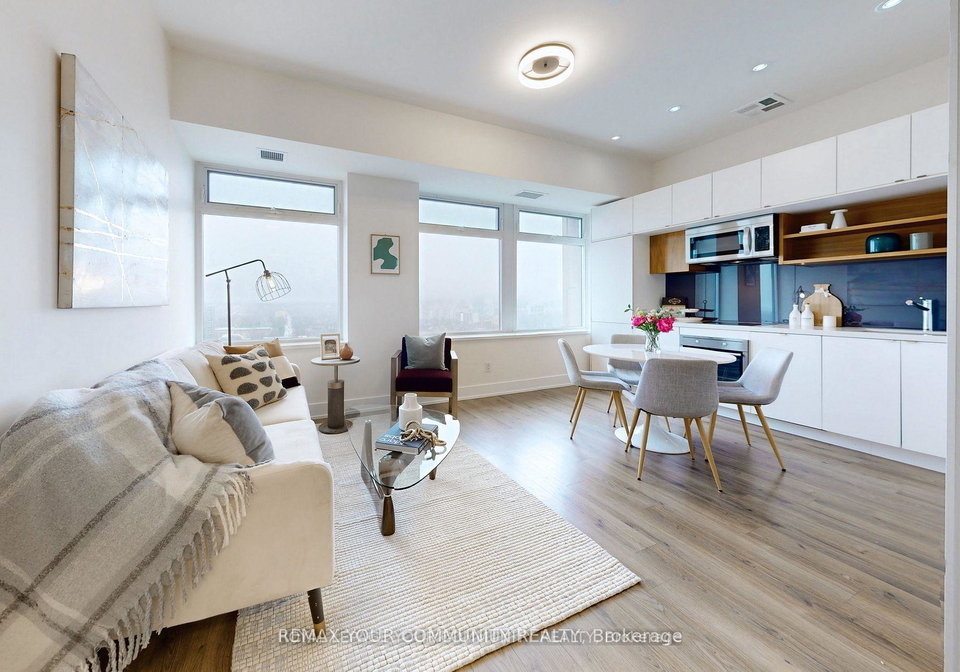 111-st-clair-avenue-w-toronto-toronto-ontario-c13620928