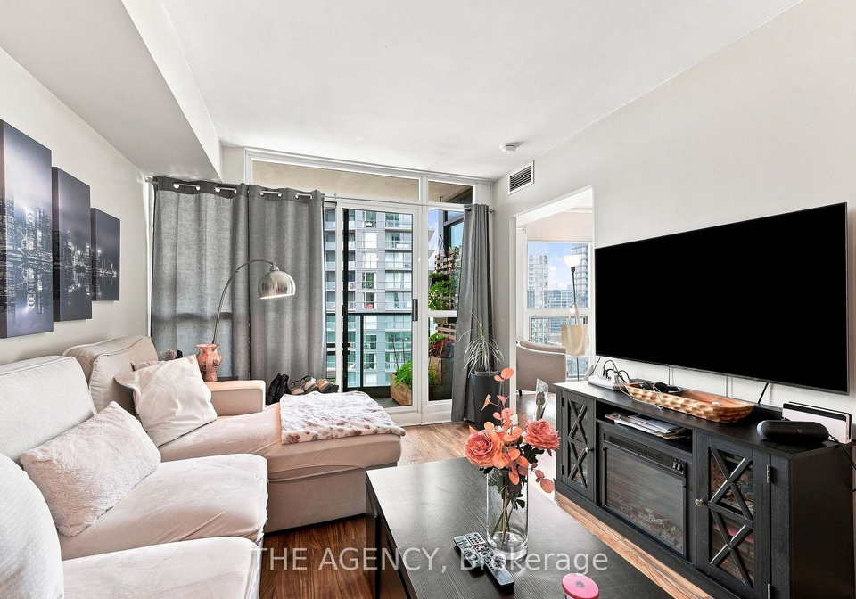 600-fleet-street-toronto-toronto-ontario-c13621148