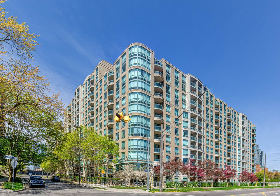 18-pemberton-avenue-toronto-north-york-ontario-c13621266