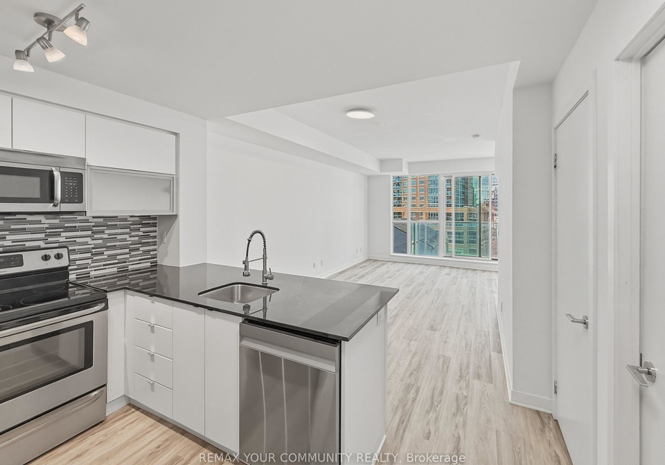 150-east-liberty-street-toronto-toronto-ontario-c13621346