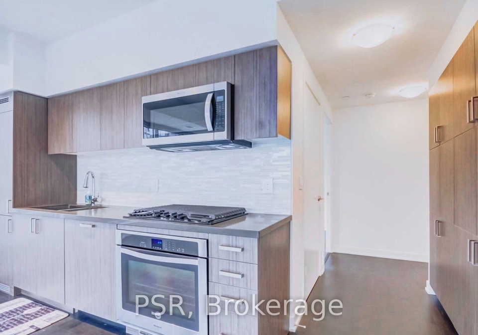 501-st-clair-avenue-w-toronto-toronto-ontario-c13621842