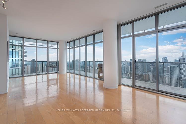 33-charles-street-e-toronto-toronto-ontario-c13621858