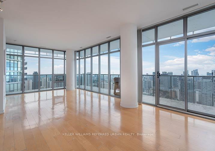 33-charles-street-e-toronto-toronto-ontario-c13621858