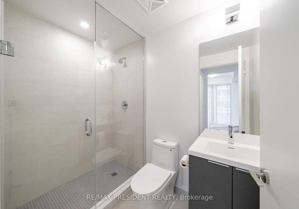 400-king-street-w-toronto-toronto-ontario-c13621886
