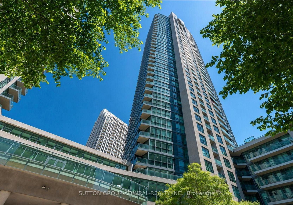 215-fort-york-boulevard-toronto-toronto-ontario-c13622218