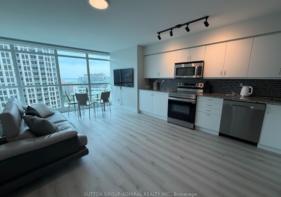 215-fort-york-boulevard-toronto-toronto-ontario-c13622218