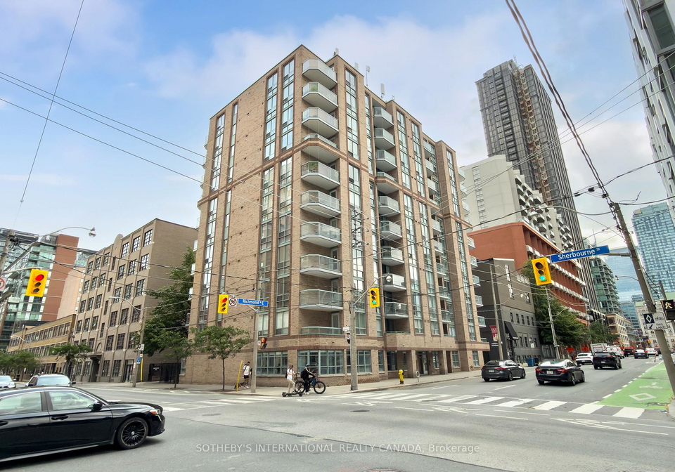 311-richmond-street-toronto-toronto-ontario-c13622342