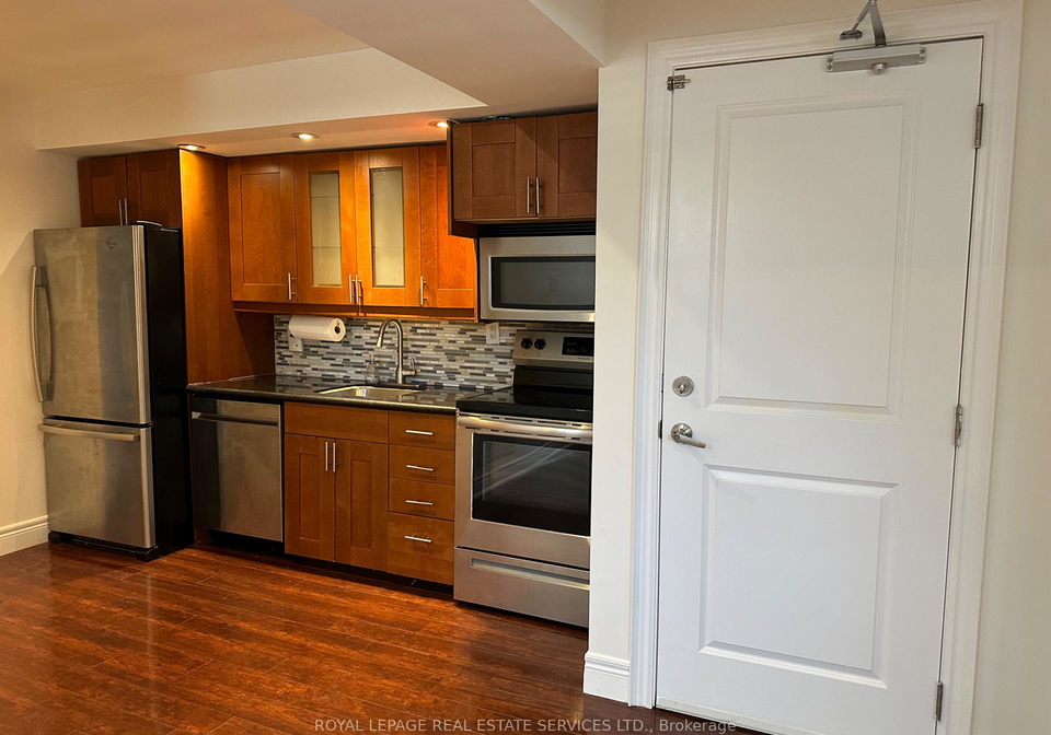 87-lawrence-avenue-w-toronto-toronto-ontario-c13622512