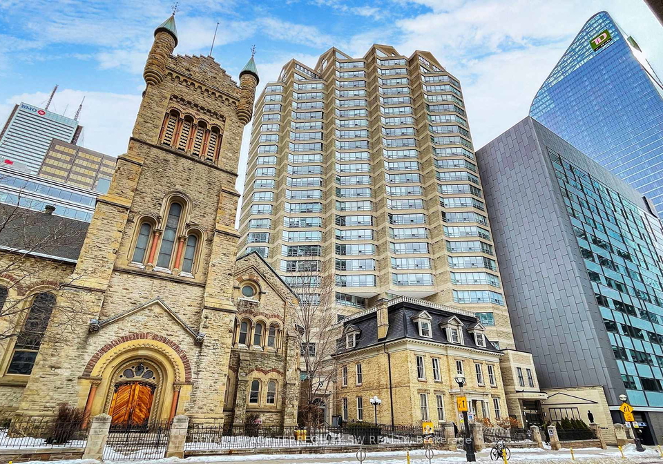 71-simcoe-street-toronto-toronto-ontario-c13622534