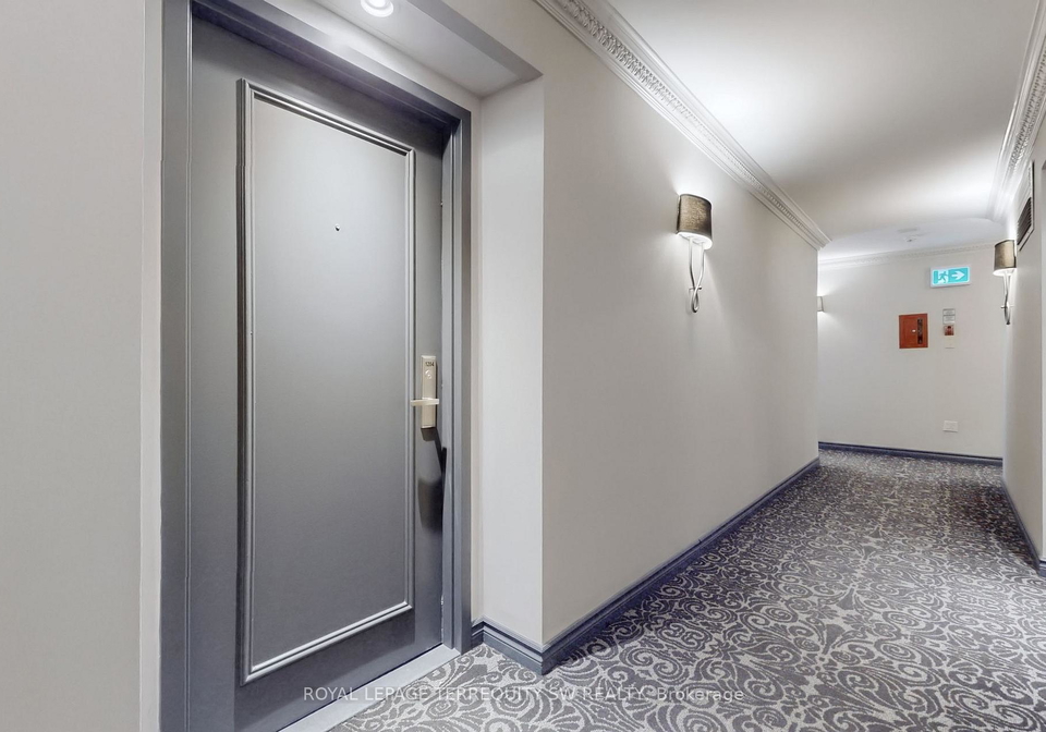71-simcoe-street-toronto-toronto-ontario-c13622534