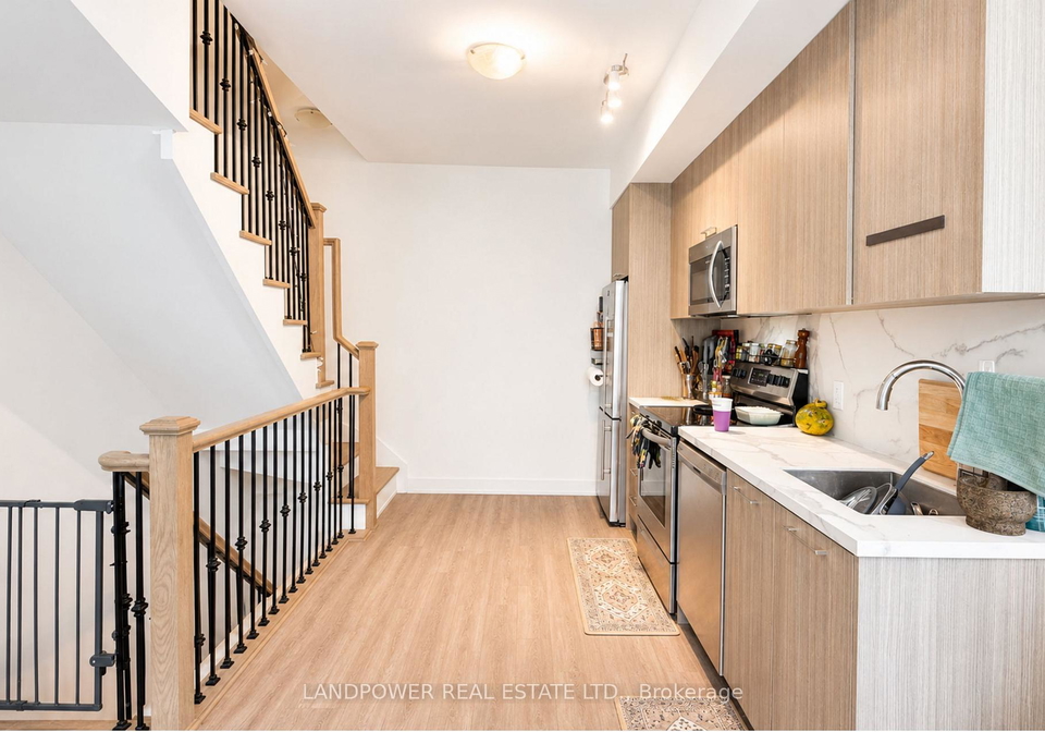 51-winlock-park-toronto-north-york-ontario-c13622578