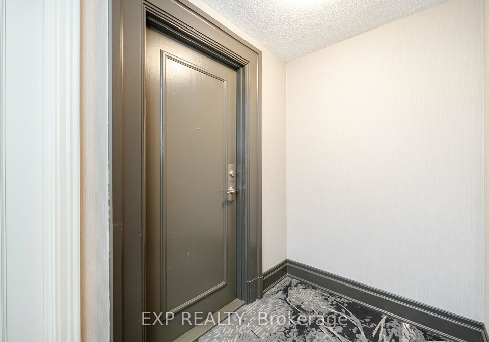 leslie-street-toronto-north-york-ontario-c13622640
