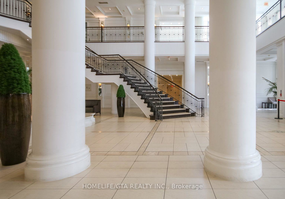 15-greenview-avenue-toronto-toronto-ontario-c13622710