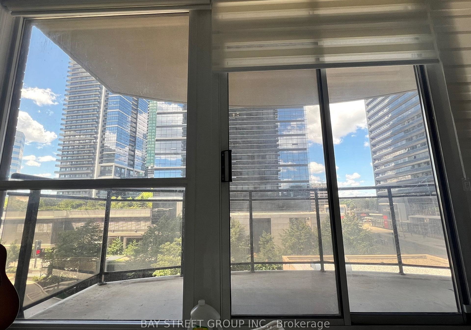 33-sheppard-avenue-e-toronto-north-york-ontario-c13622808