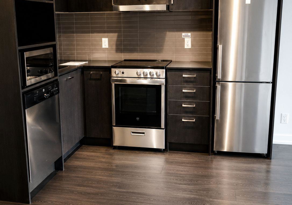 219-dundas-street-e-toronto-toronto-ontario-c13622810