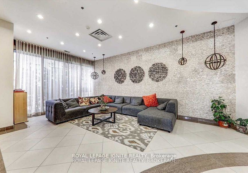 760-sheppard-avenue-w-toronto-toronto-ontario-c13622834