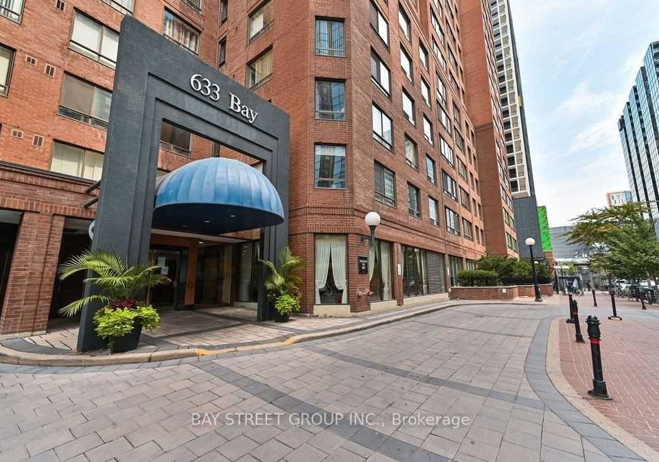 633-bay-street-toronto-toronto-ontario-c13623002