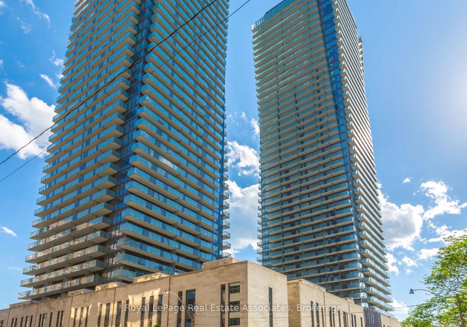 1080-bay-street-toronto-toronto-ontario-c13623302