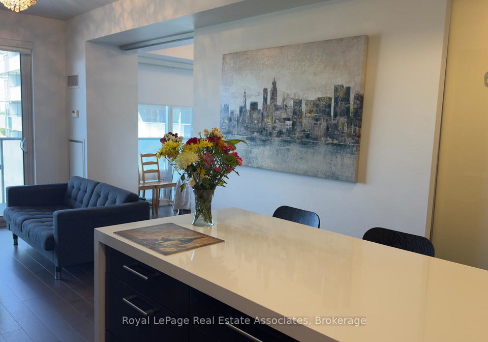1080-bay-street-toronto-toronto-ontario-c13623302