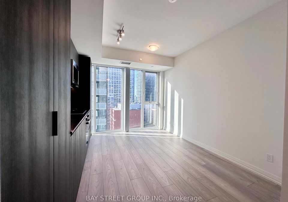 400-king-street-w-toronto-toronto-ontario-c13623402