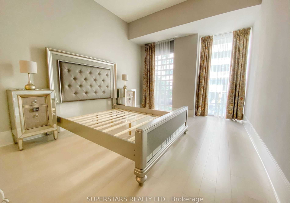 29-queens-quay-e-toronto-toronto-ontario-c13623444