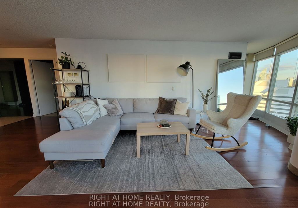 361-front-street-w-toronto-toronto-ontario-c13623486