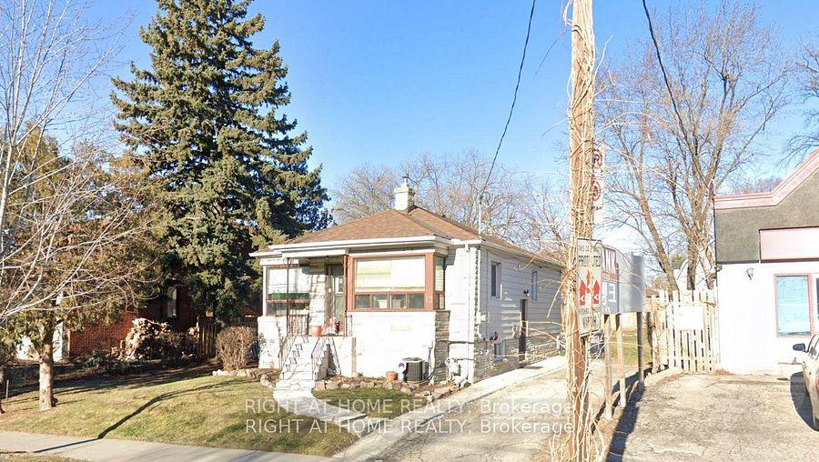 12-connaught-avenue-toronto-toronto-ontario-c13623670