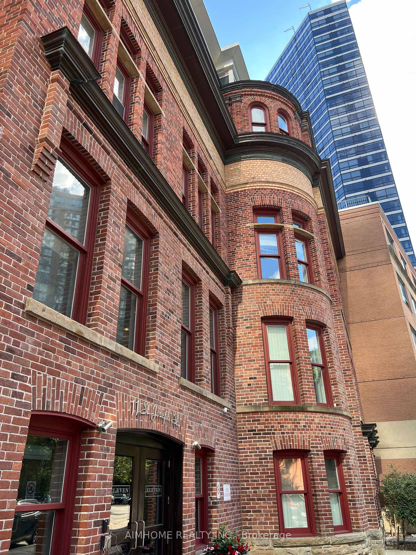 11-st-joseph-street-toronto-toronto-ontario-c13623848