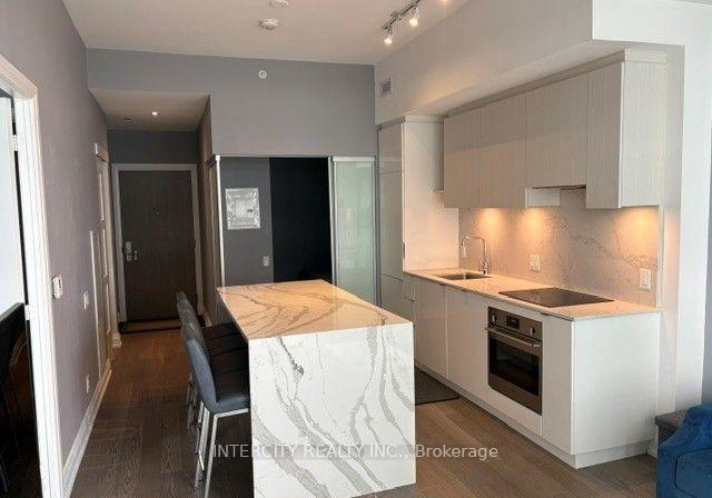 161-roehampton-avenue-toronto-toronto-ontario-c13624158