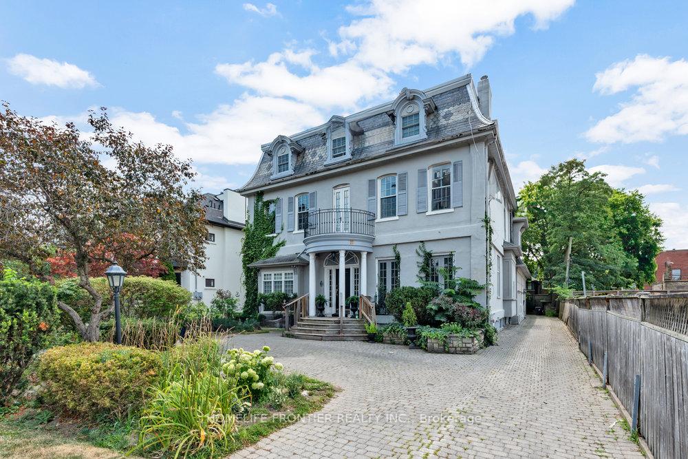17-teddington-park-avenue-s-toronto-toronto-ontario-c13624220