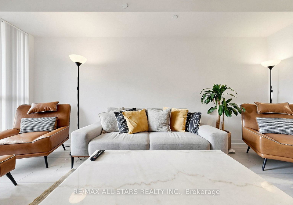 4955-yonge-street-toronto-north-york-ontario-c13624374