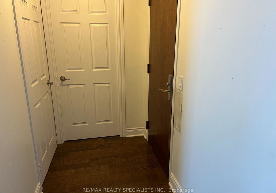 763-bay-street-toronto-toronto-ontario-c13624390
