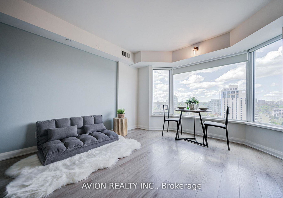 155-yorkville-avenue-toronto-toronto-ontario-c13624408