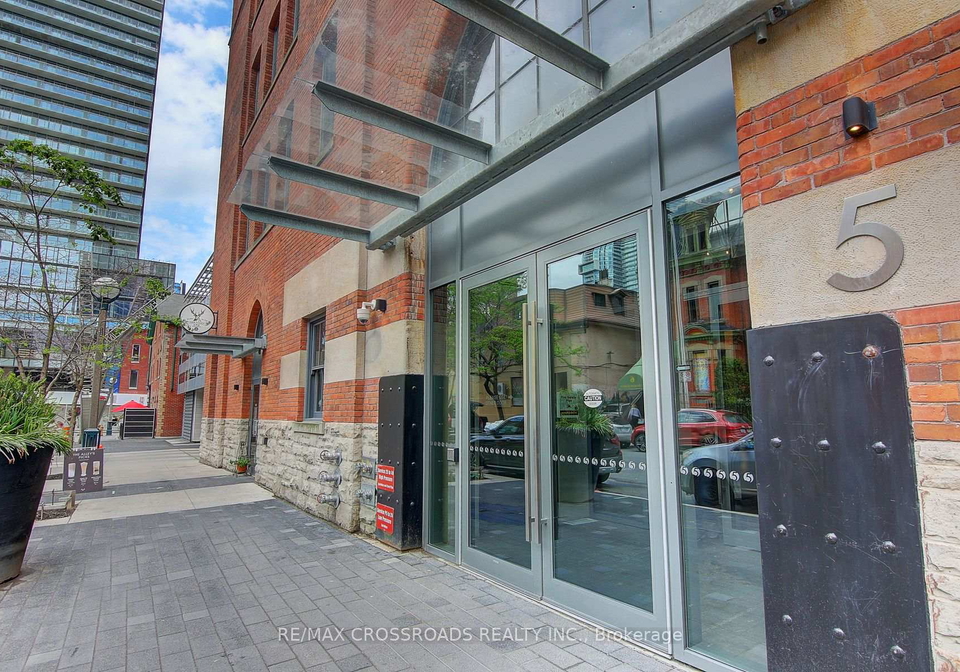 5-st-joseph-street-toronto-toronto-ontario-c13624476