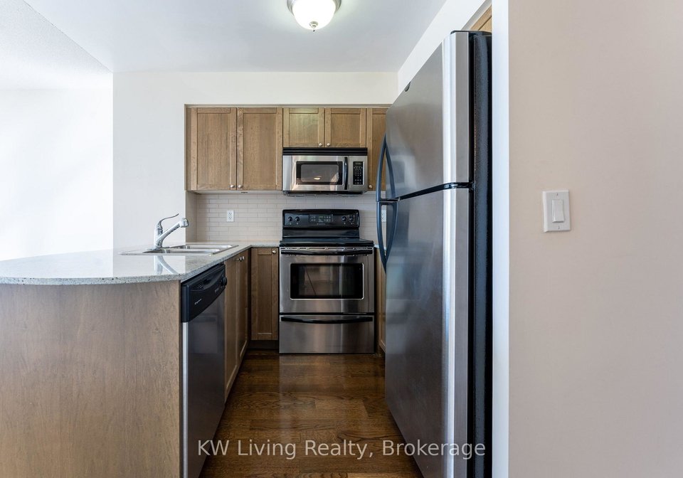 763-bay-street-toronto-toronto-ontario-c13624558