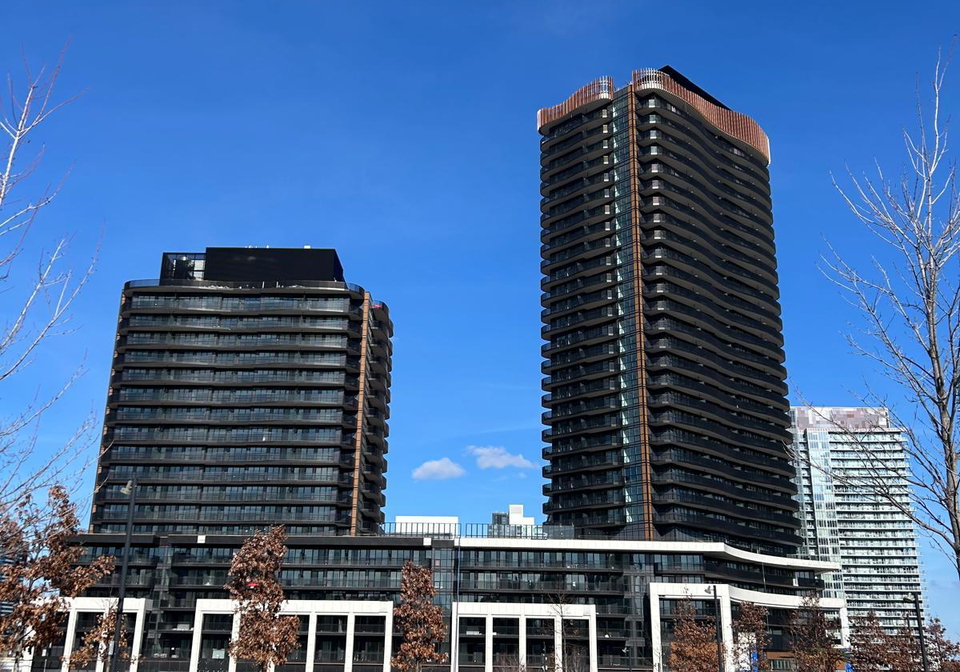 18-esther-shiner-boulevard-toronto-north-york-ontario-c13624628