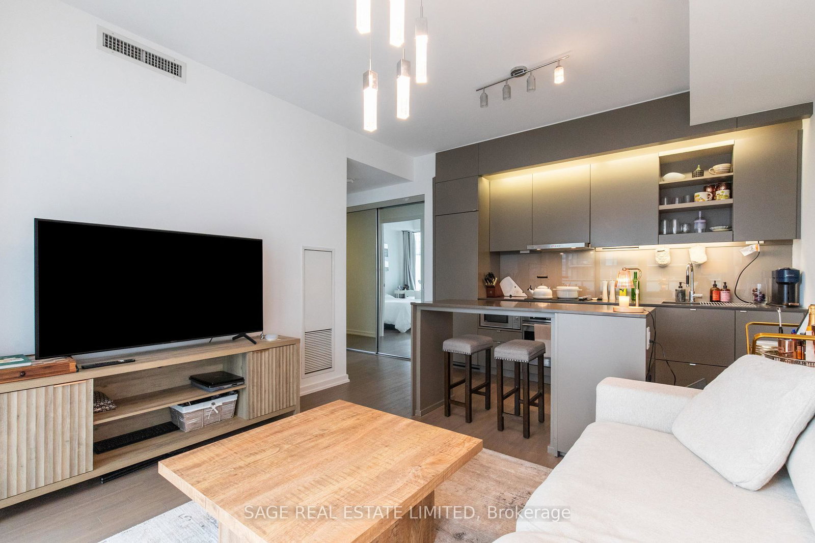 101-peter-street-toronto-toronto-ontario-c13624856
