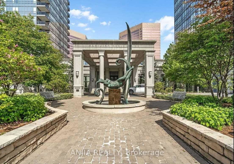 25-greenview-avenue-toronto-toronto-ontario-c13625152