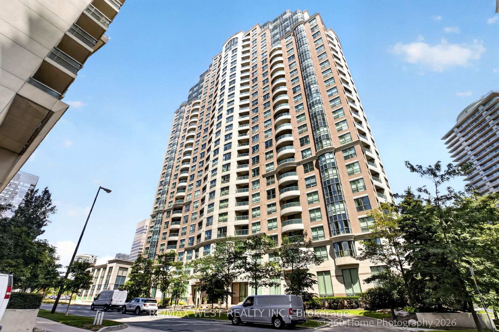 7-lorraine-drive-toronto-toronto-ontario-c13625200