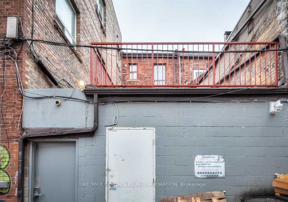 324-spadina-avenue-toronto-toronto-ontario-c13625404