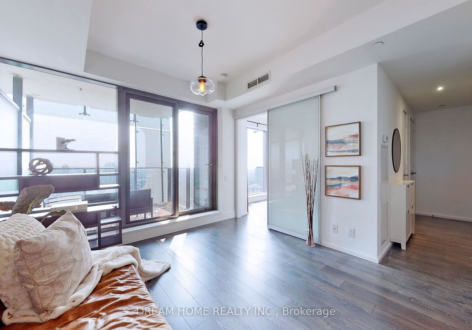 5-st-joseph-street-toronto-toronto-ontario-c13625470